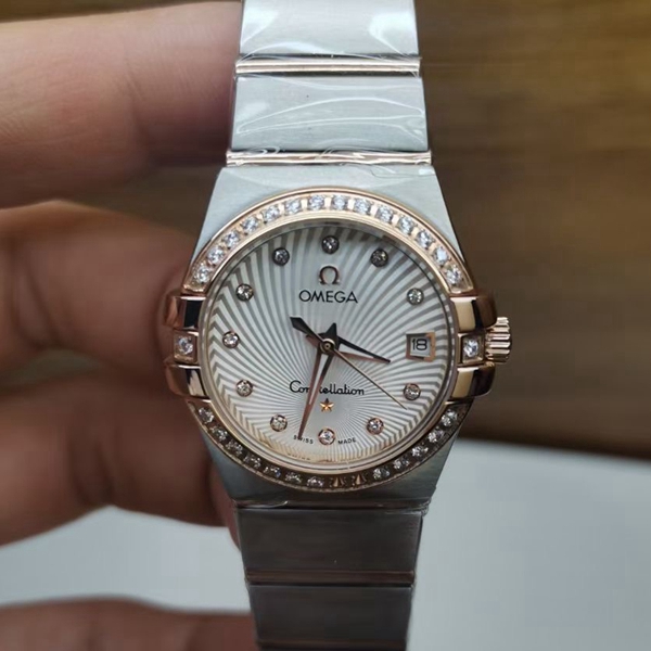 オメガ時計正面デザイン